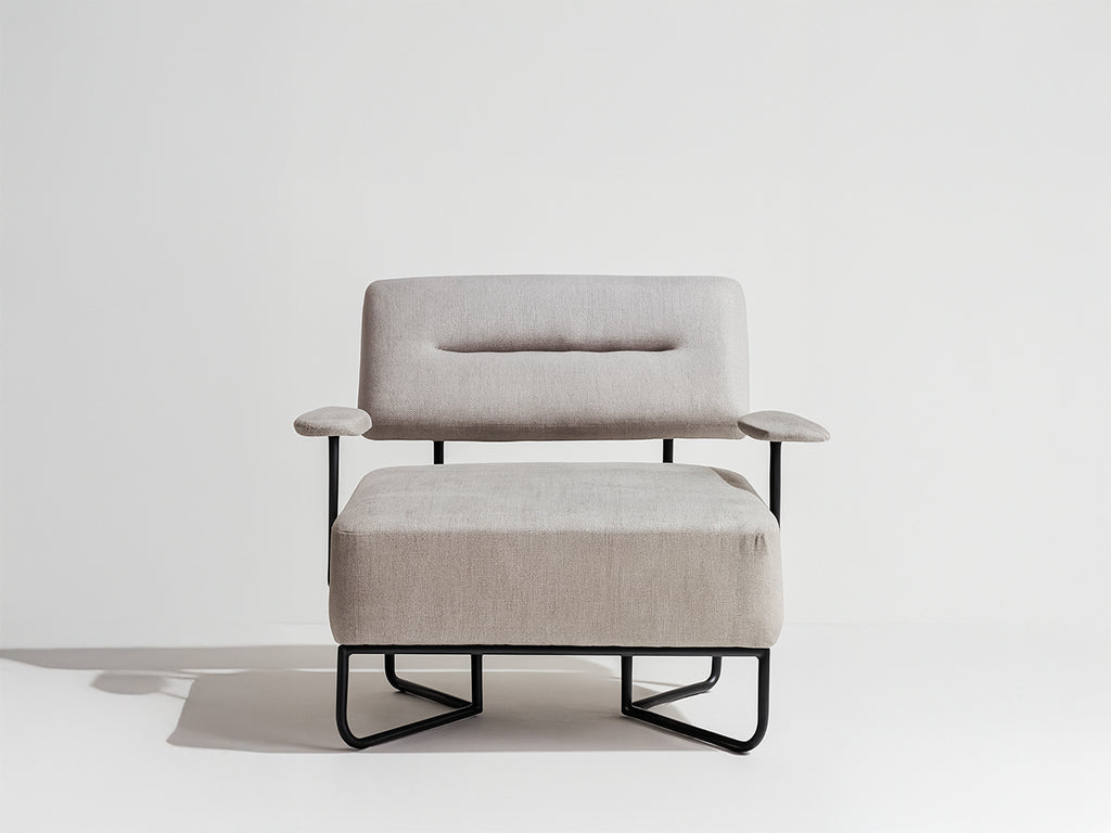 Pebble Modern Lounge Chair